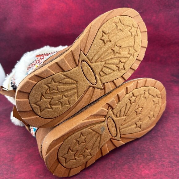 GIRL'S TAN SUEDE BOOTS MULTICOLOR KNITTED BOW AND LINED FAUX FUR, SIZE 12 - Picture 4 of 8